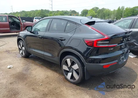 2023 Volvo C40 Recharge Pure Electric Twin Ultimate из США, поврежденный, VIN YV4ED3GM7P2048322